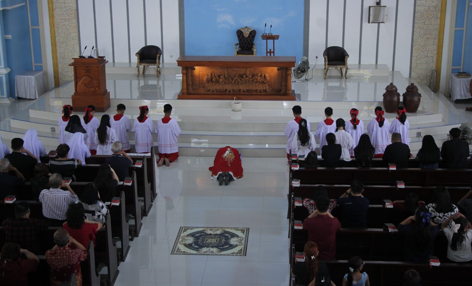 Jumat Agung Sebuah Refleksi Iman Tentang Kasih yang Total, Pengorbanan Tanpa Syarat